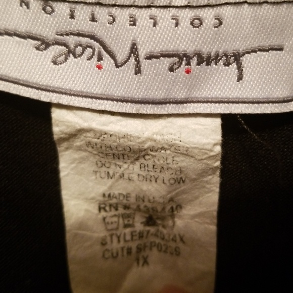 Black shirt - Picture 3 of 3